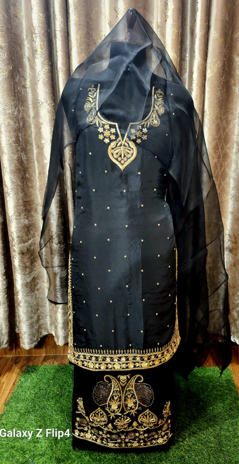 Black Full Suit With Organza Dupatta-1542