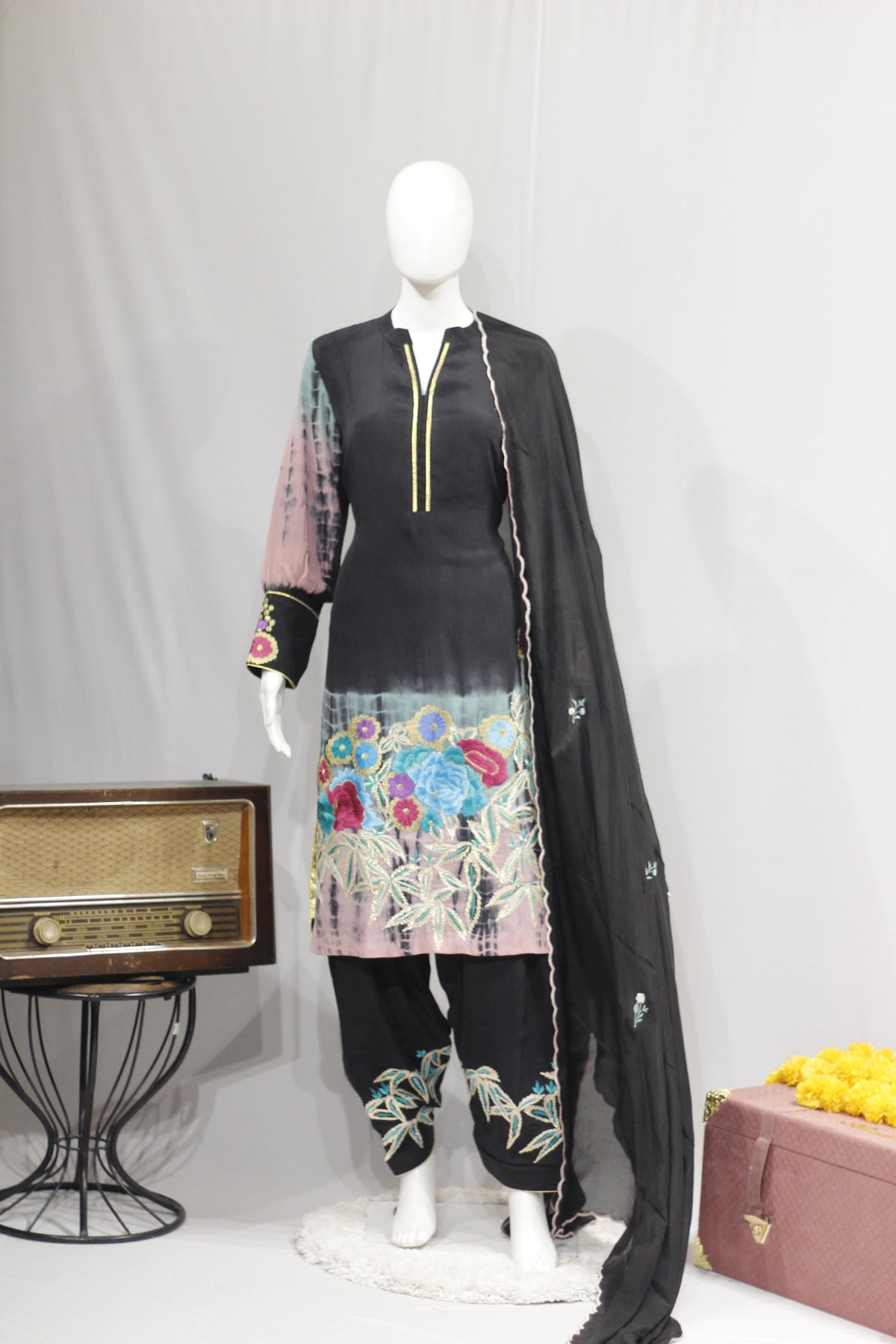 Black Tie Dye Full Suit With Chinon Chiffon Dupatta-1697