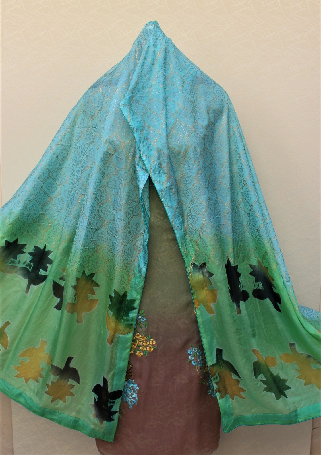 Double Dye Full Suit With Tabbi Silk Tie Dye Dupatta
